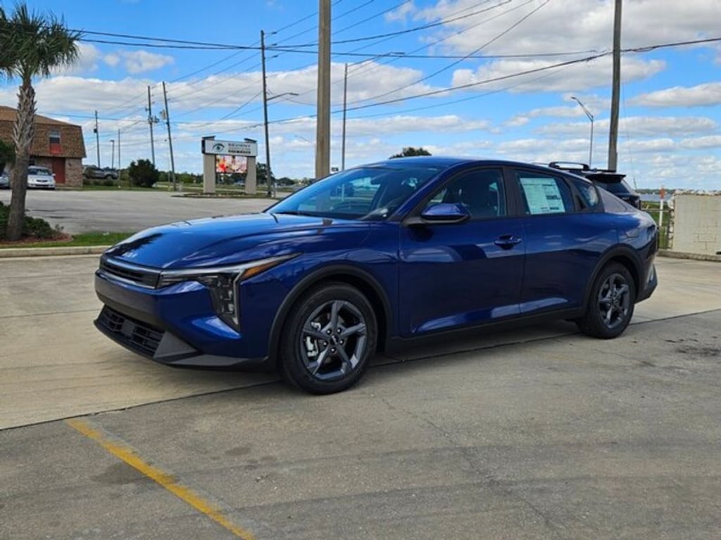 New 2025 Kia K4 LXS Sedan