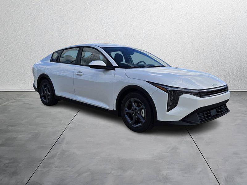 2025 Kia K4 Sedan 