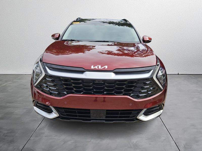 2024 Kia Sportage photo 2