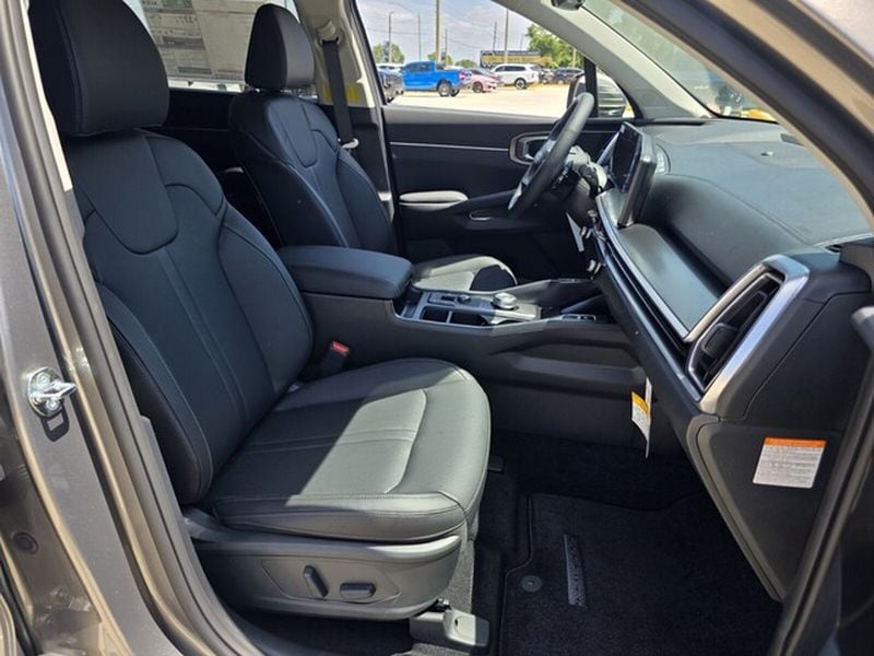 2026 Kia Sorento EX Hybrid - Photo 15