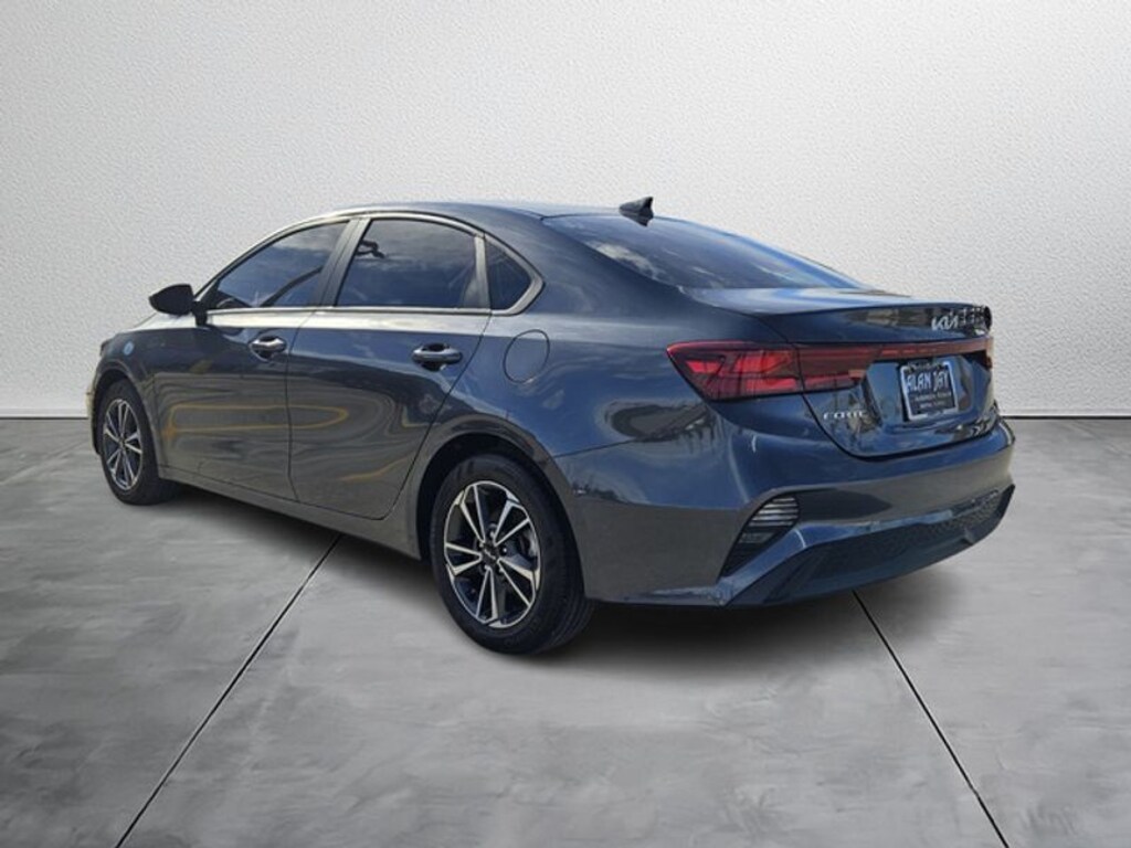 Used 2022 Kia Forte LXS Sedan