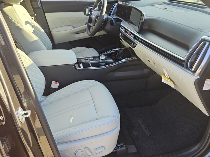 2026 Kia Sorento SX Prestige Hybrid - Photo 13