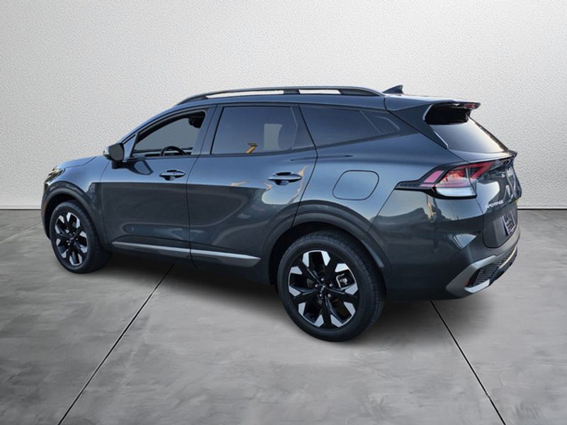 2023 Kia Sportage X-Line photo 4