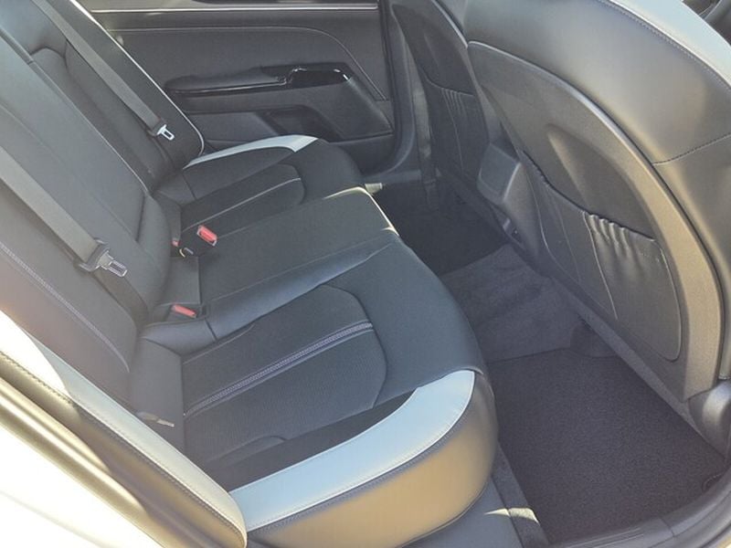 2026 Kia K5 GT-Line - Photo 13