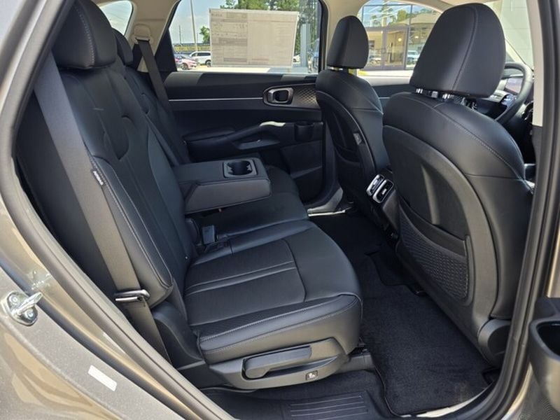 2026 Kia Sorento EX Hybrid - Photo 14