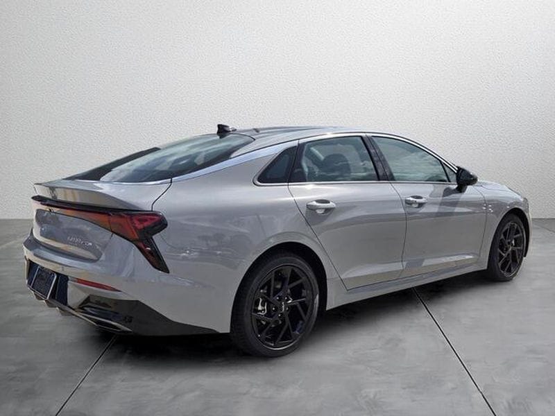 2026 Kia K5 GT-Line - Photo 5
