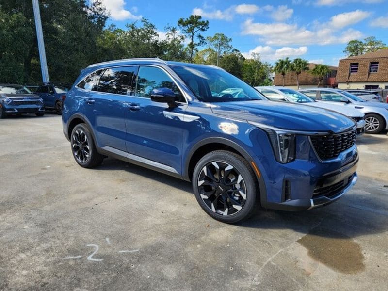 2026 Kia Sorento EX's photo