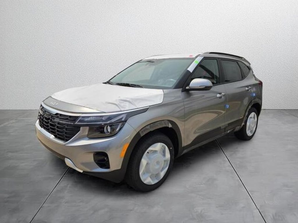 New 2026 Kia Seltos S Sport Utility