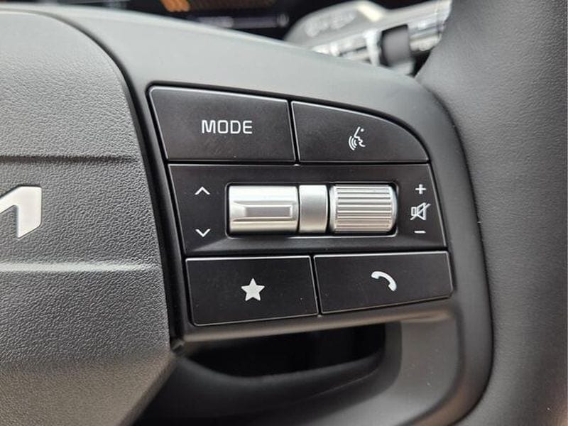 2026 Kia Sportage LX - Photo 28