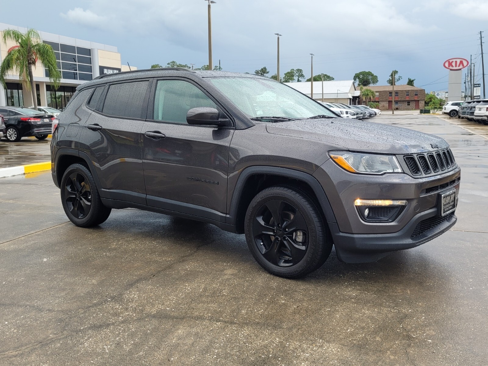 Used 2019 Jeep Compass Altitude with VIN 3C4NJCBB9KT750103 for sale in Sebring, FL