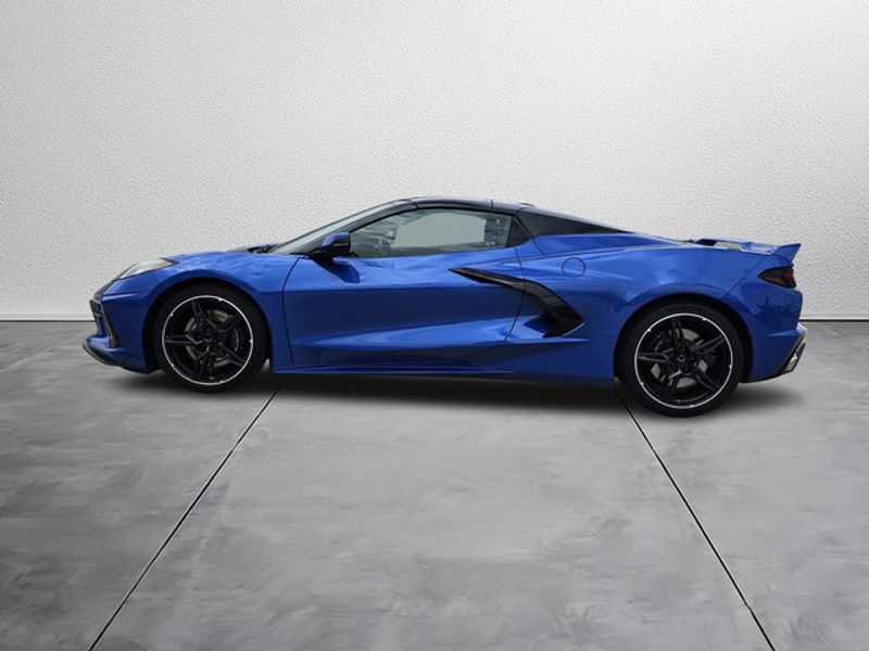 2021 Chevrolet Corvette 3LT photo 3