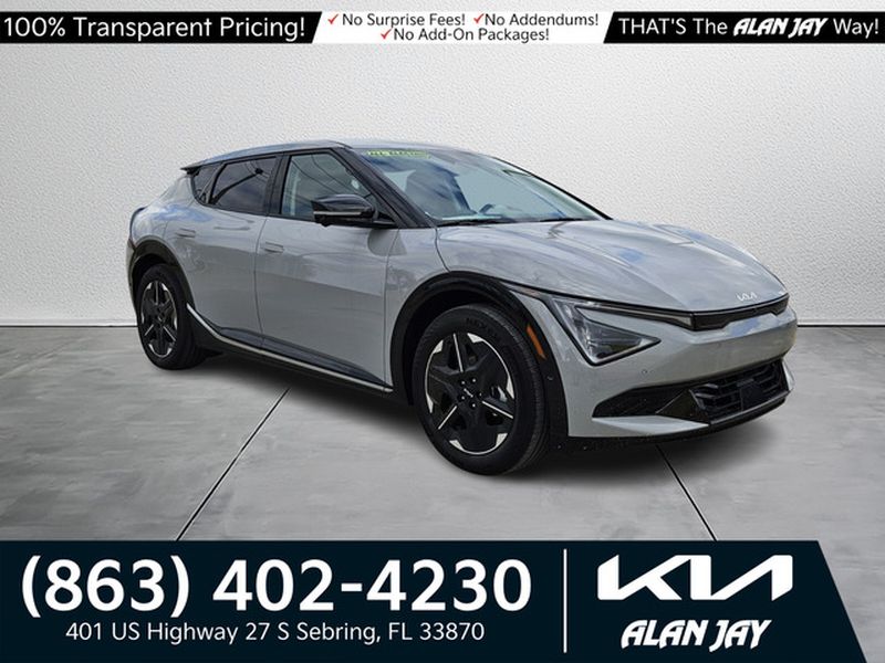 2025 Kia EV6 SUV 