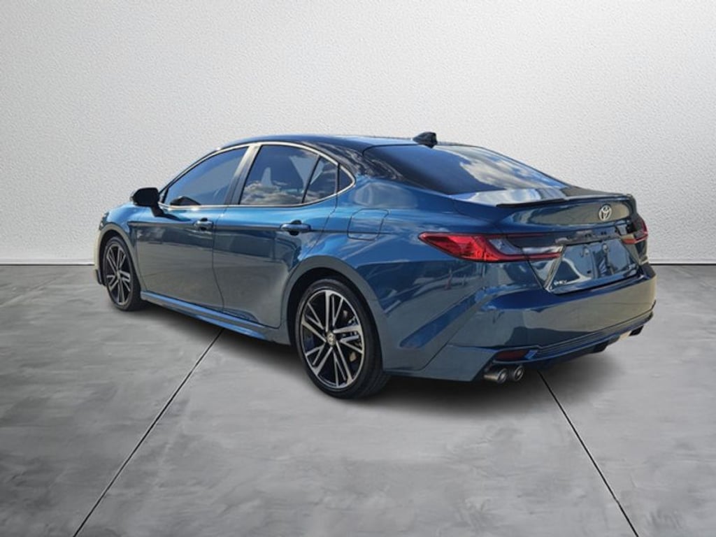 Used 2025 Toyota Camry Hybrid XSE Sedan