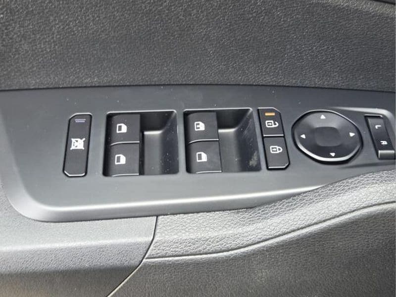 2026 Kia Sportage LX - Photo 32