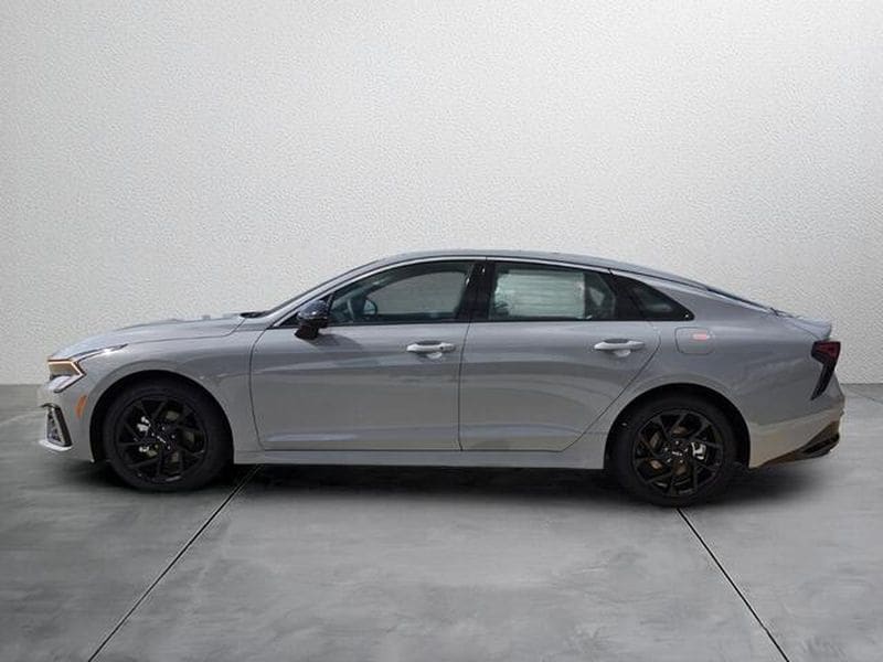 2026 Kia K5 GT-Line - Photo 3
