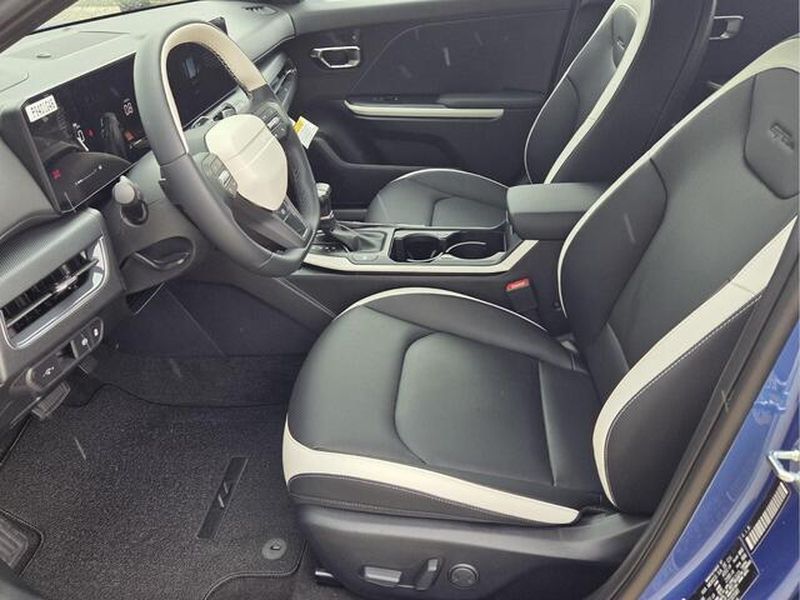2026 Kia K4 GT-Line - Photo 11