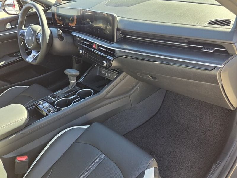 2026 Kia K5 GT-Line - Photo 15
