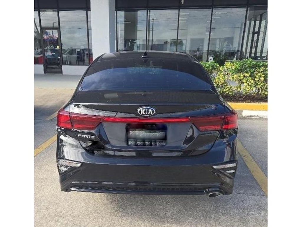 Certified 2021 Kia Forte LXS Sedan