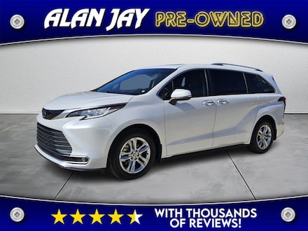 2024 Toyota Sienna Limited Passenger Van
