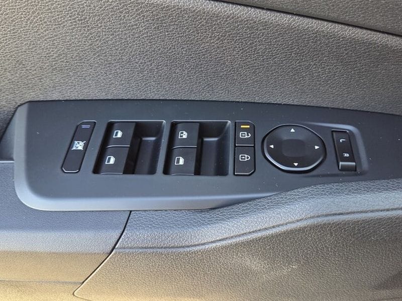 2026 Kia Sportage LX - Photo 17