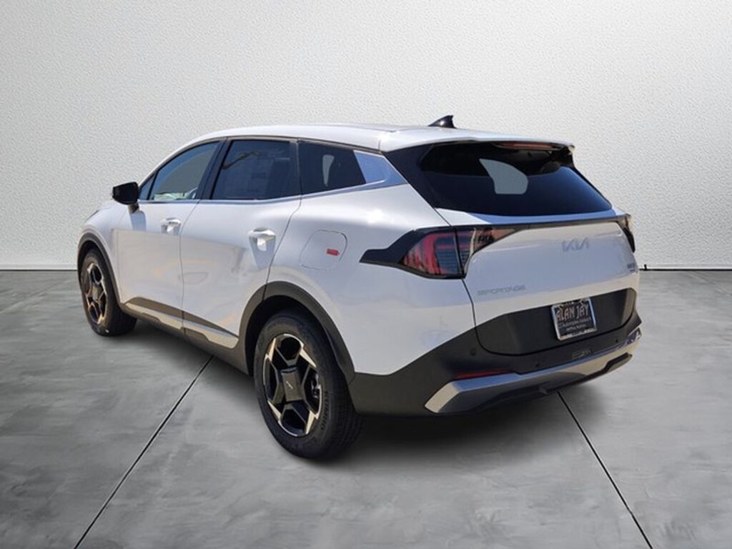 New 2026 Kia Sportage EX Sport Utility