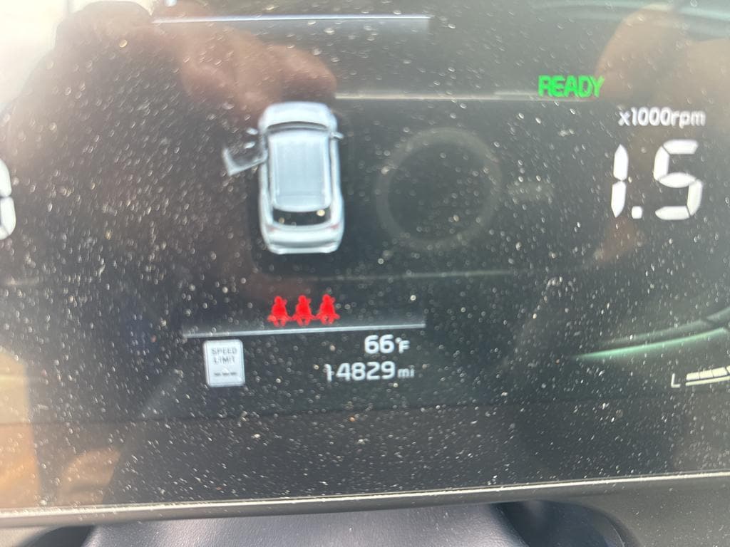 Used 2023 Kia Sportage Hybrid EX SUV