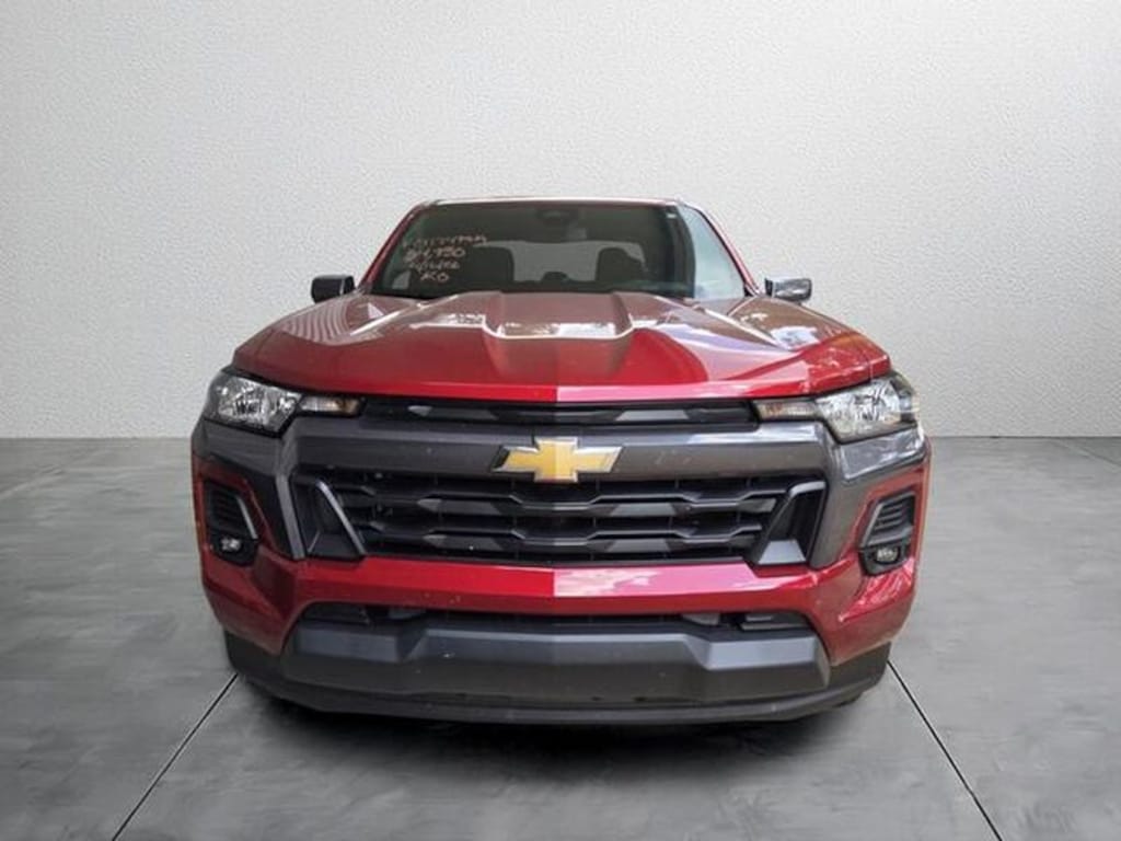Used 2023 Chevrolet Colorado 2WD LT Crew Cab