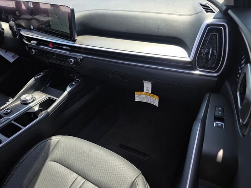 2026 Kia Sorento EX Hybrid - Photo 16