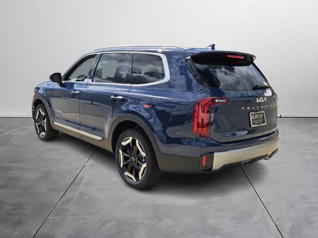 New 2025 Kia Telluride S Sport Utility