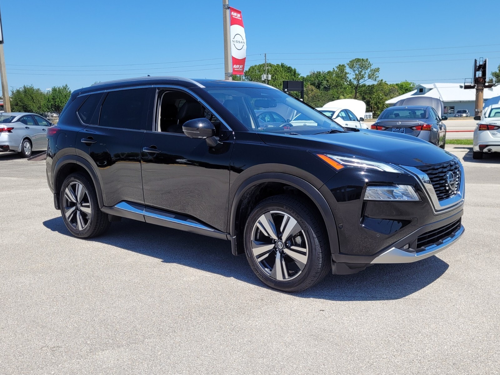 Used 2021 Nissan Rogue Platinum with VIN JN8AT3DC4MW101583 for sale in Sebring, FL