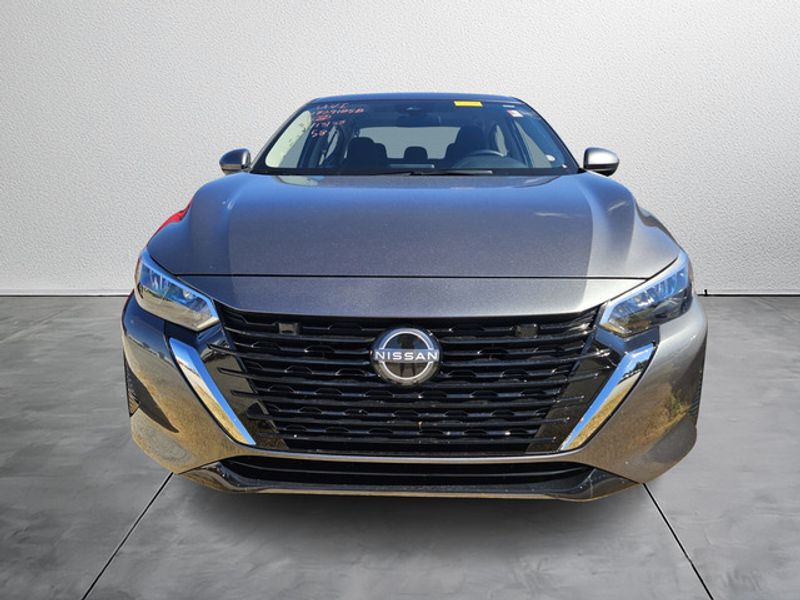 2025 Nissan Sentra S photo 2