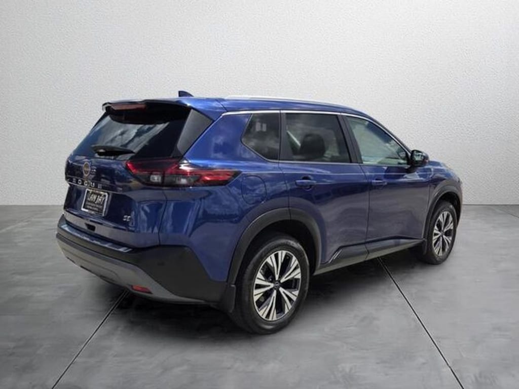 Used 2023 Nissan Rogue SV Sport Utility