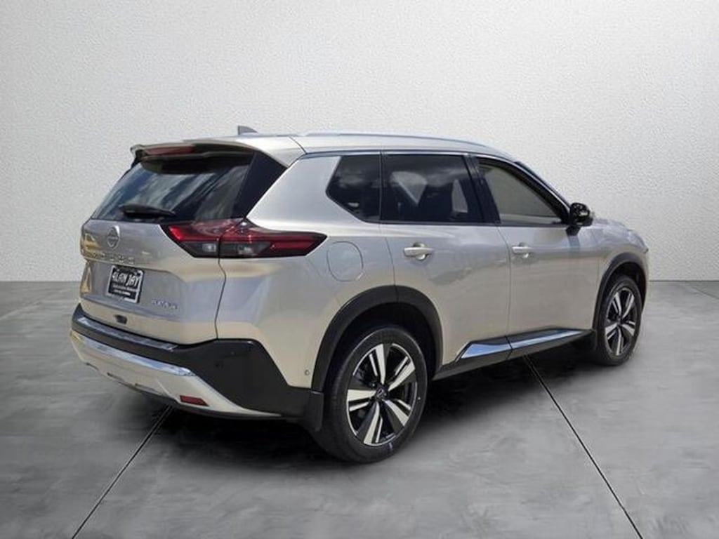 Used 2023 Nissan Rogue Platinum SUV