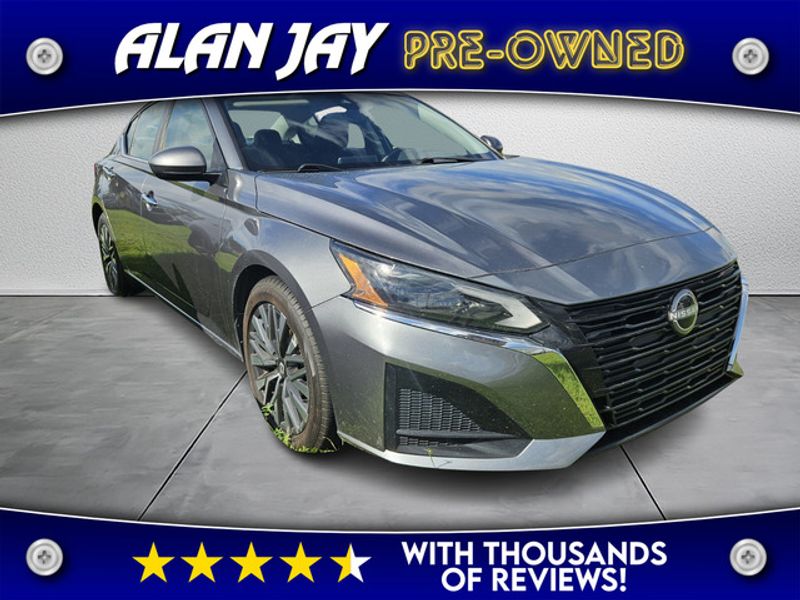 2023 Nissan Altima SV