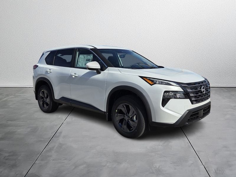 2026 Nissan Rogue SV's photo