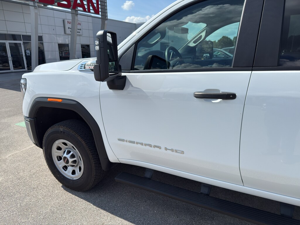 Used 2024 GMC Sierra Pro Crew Cab