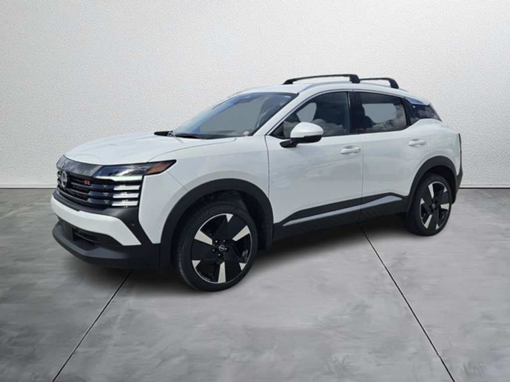 New 2025 Nissan Kicks SR SUV