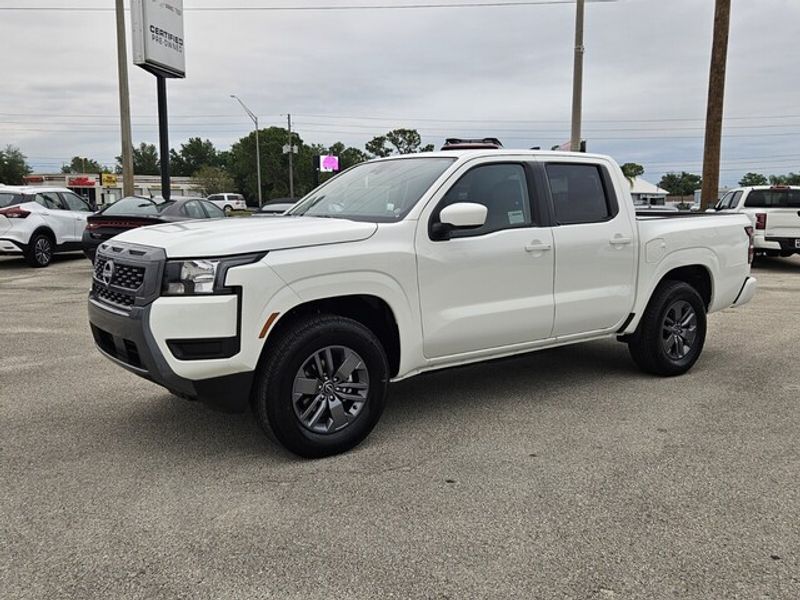 2025 Nissan Frontier Crew Cab 