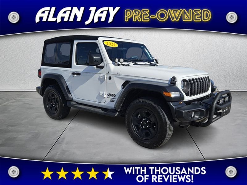 2024 Jeep Wrangler 2-Door Sport's photo