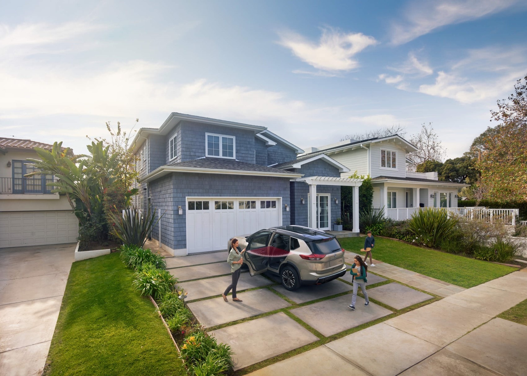 Nissan Rogue Features