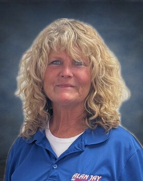 Staff member Terry R. from ID_044277d5d164