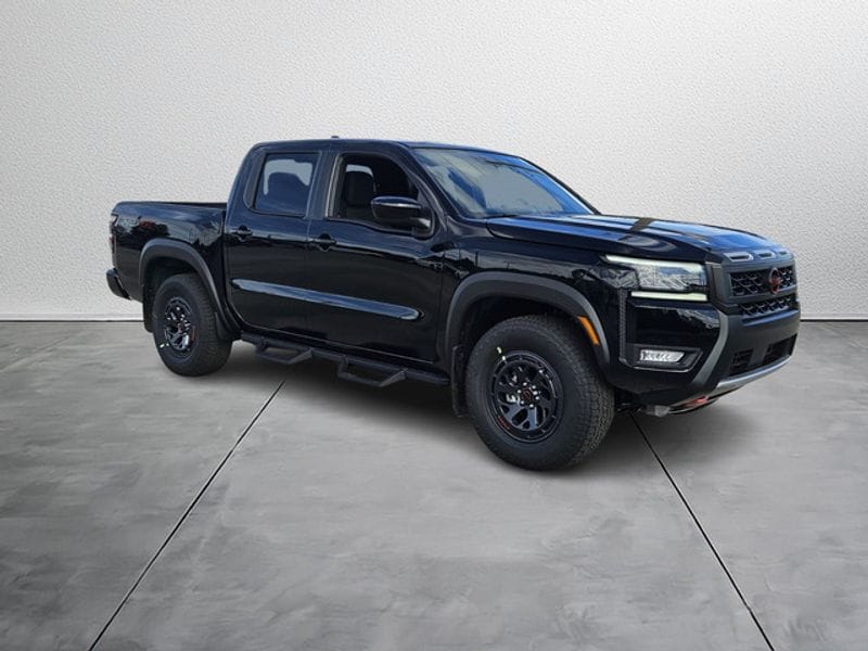 2026 Nissan Frontier PRO-4X's photo