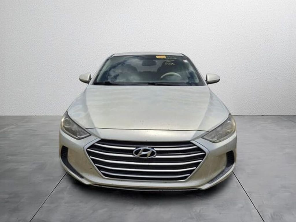 Used 2017 Hyundai Elantra SE Sedan