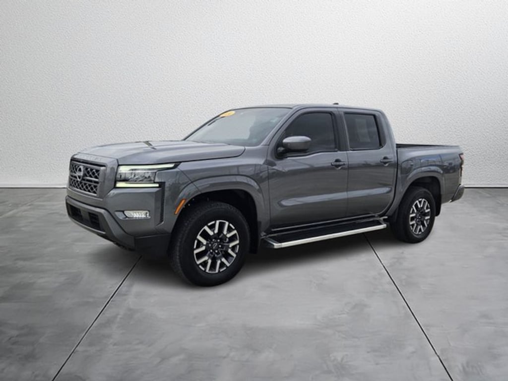 Used 2024 Nissan Frontier SL Crew Cab