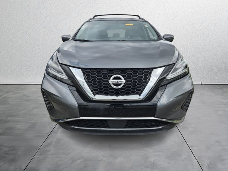 2019 Nissan Murano SV photo 2