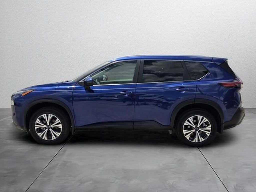 Used 2023 Nissan Rogue SV Sport Utility
