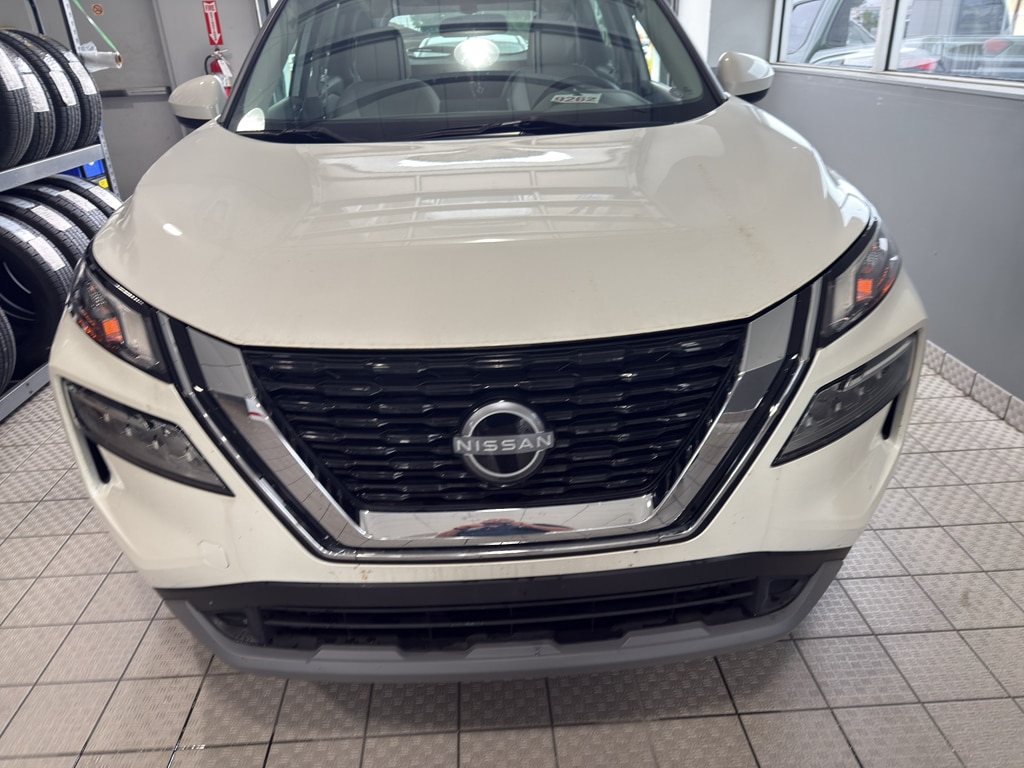 Used 2023 Nissan Rogue SV Sport Utility