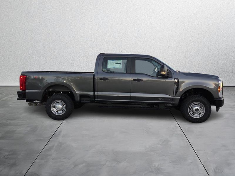 2026 Ford F-250 Super Duty XL - Photo 6