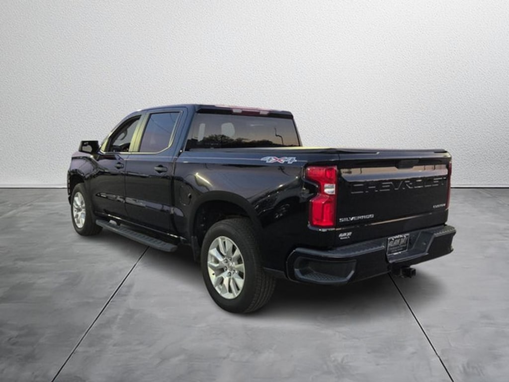 Used 2021 Chevrolet Silverado 1500 Custom Truck Crew Cab