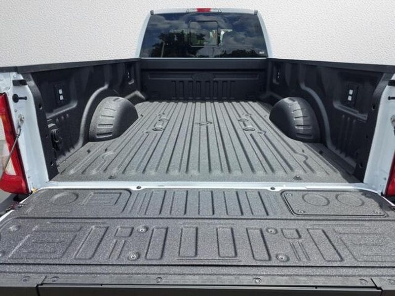 2026 Ford F-350 Super Duty XL - Photo 17